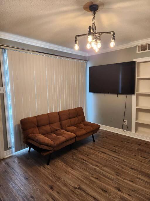 Blue Shark *E2* @ Midtown 1Br King Suite Houston Exterior photo